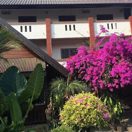 Little Home Guesthouse Chiang Mai Exterior foto